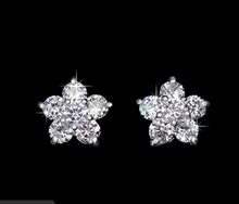 Load image into Gallery viewer, Pure And Fresh Ingenious Earring For Women&amp;Girls Shiny Flower Ornament In Fashion Party Elegant Zirconia Distinctive Gift
